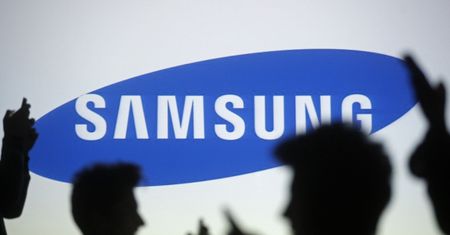 Galaxy S8 przyłapany na zdjęciu, premiera być może w marcu [AKT.]