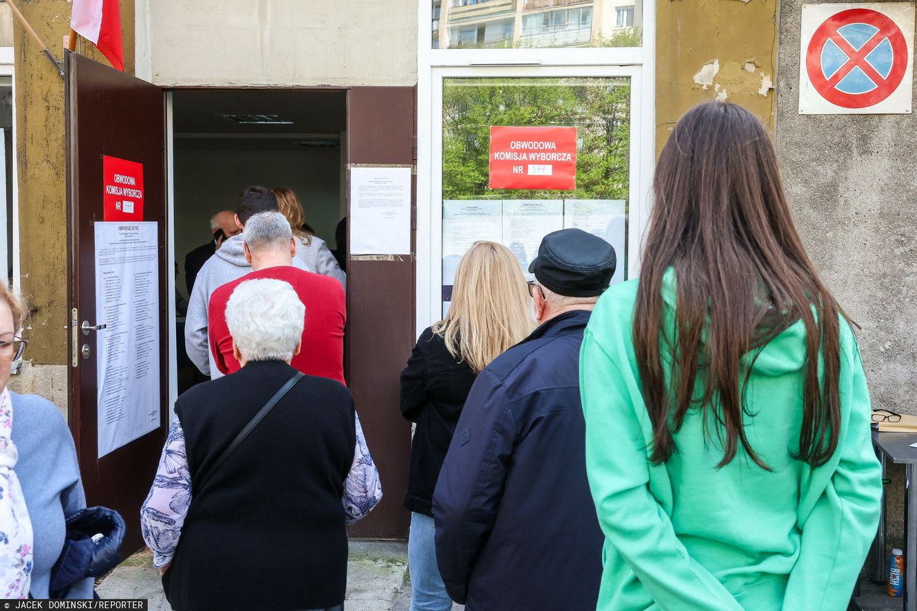 Wybory prezydenckie 2025. Głosowanie po godz. 21.00. Kiedy?
