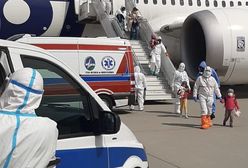 Zakażony dyplomata sprowadzony z Indii powiązany rodzinnie z PiS? Dziennikarzowi miano grozić prokuraturą