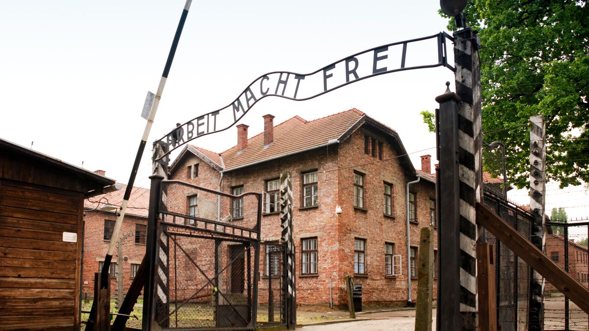 Była więźniarką Auschwitz-Birkenau. Przez Putina znów musiała