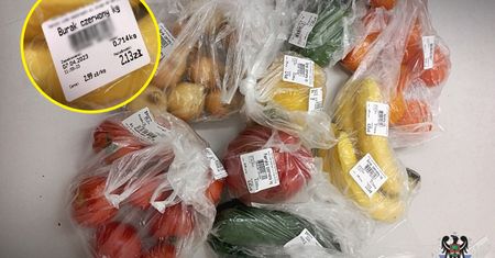 Nabiła to na kasie samoobsługowej. 47-latce grożą 2 lata więzienia
