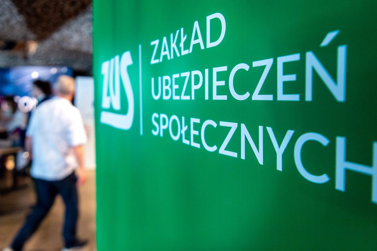 Od 1 stycznia 2022 roku Zakład Ubezpieczeń Społecznych zajmie się wnioskami o 500+ 