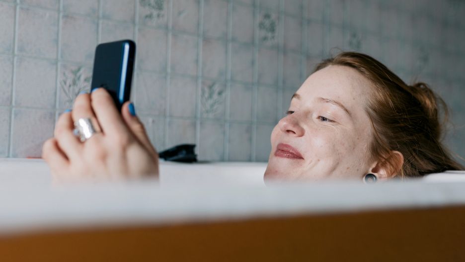 Masturdating to przyjemne spędzanie czasu w samotności