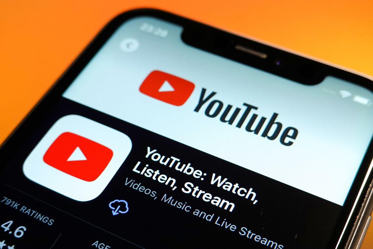 YouTube poprawia menu. Zmiana w smartfonach