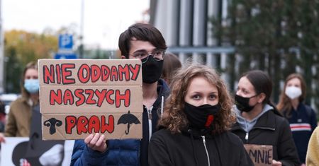 Strajk kobiet. Wrocław. Sejmik województwa zabrał głos. Kobiety zyskały wsparcie