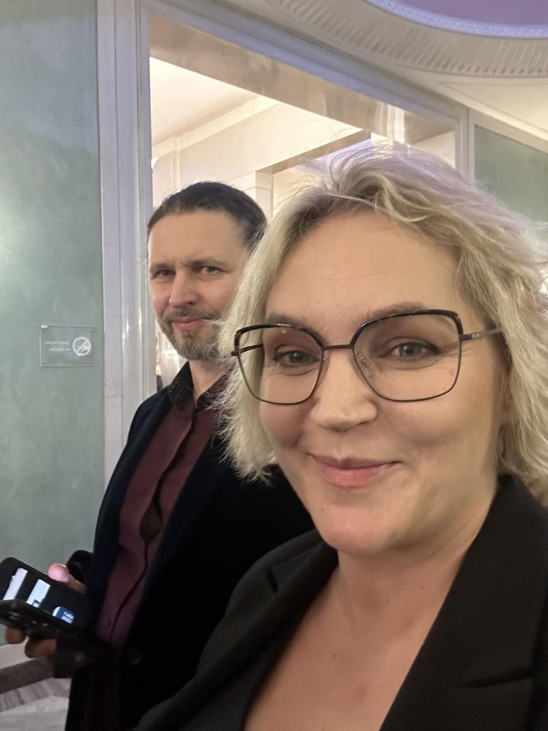 Dominika Chorosińska na randce w teatrze