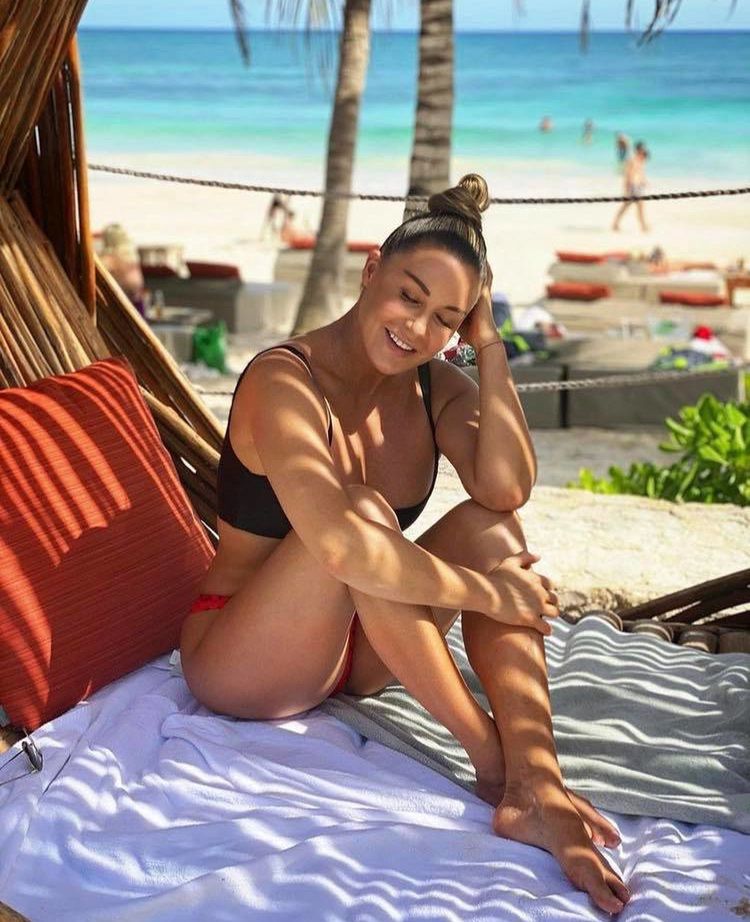 Małgorzata Rozenek wygrzewa się na plaży w Tulum