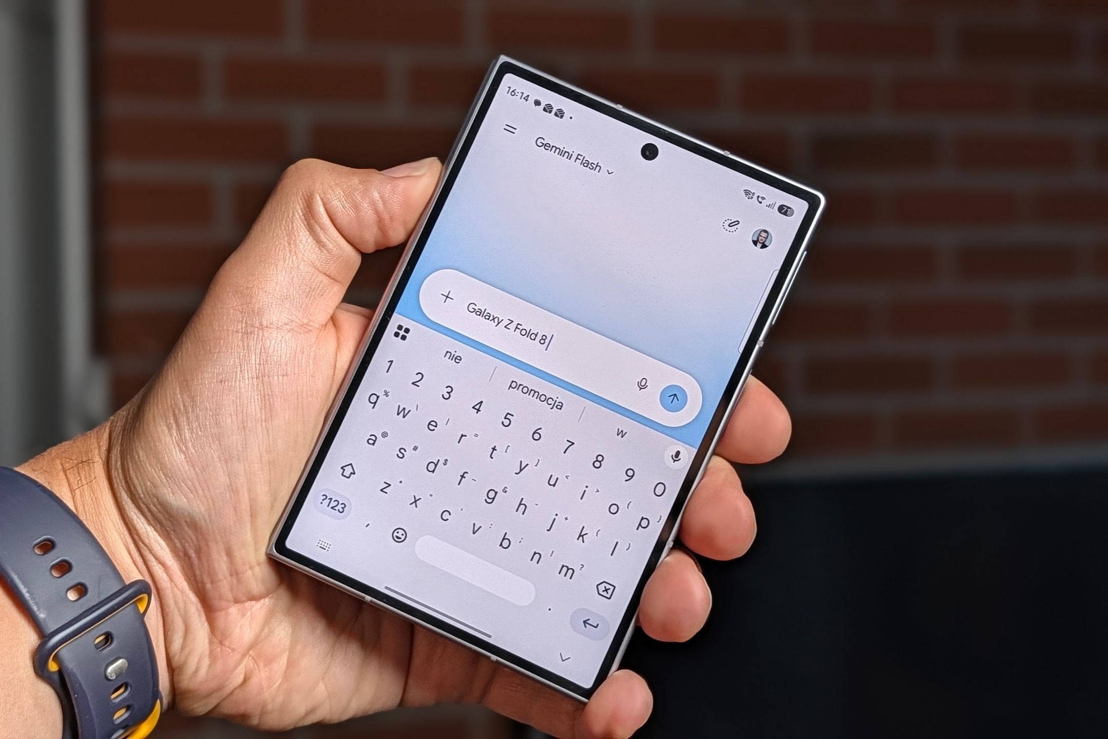Samsung Galaxy Z Fold 8