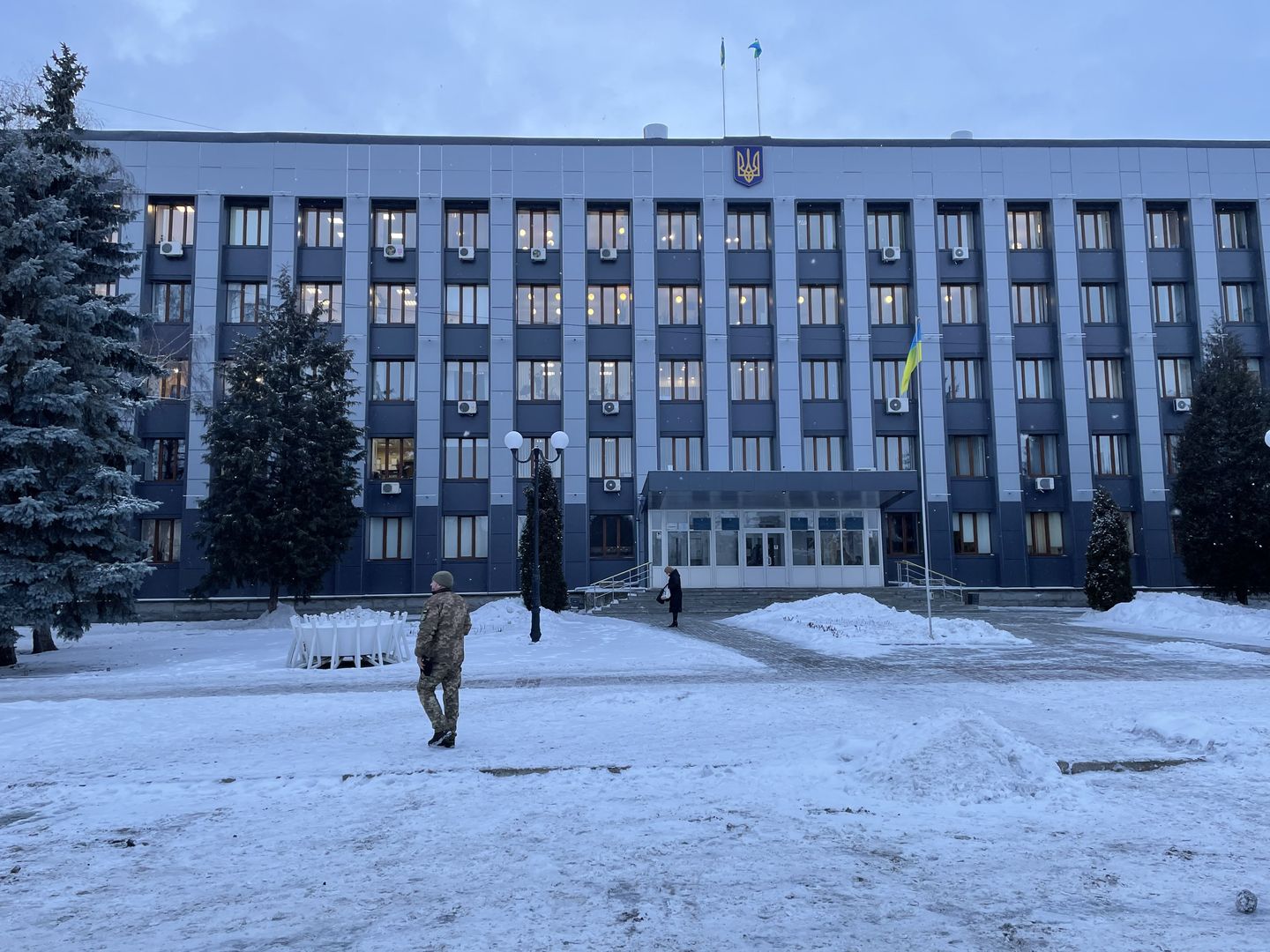 Rada Miasta w Bachmucie w obwodzie donieckim. Niespełna 30 kilometrów od terenów zajętych przez separatystów (Fot. Patryk Michalski/Wirtualna Polska)