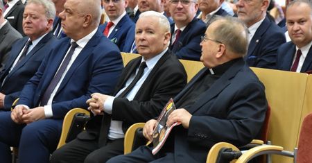 Zamienimy złotówki na euro? Jarosław Kaczyński mówi wprost!