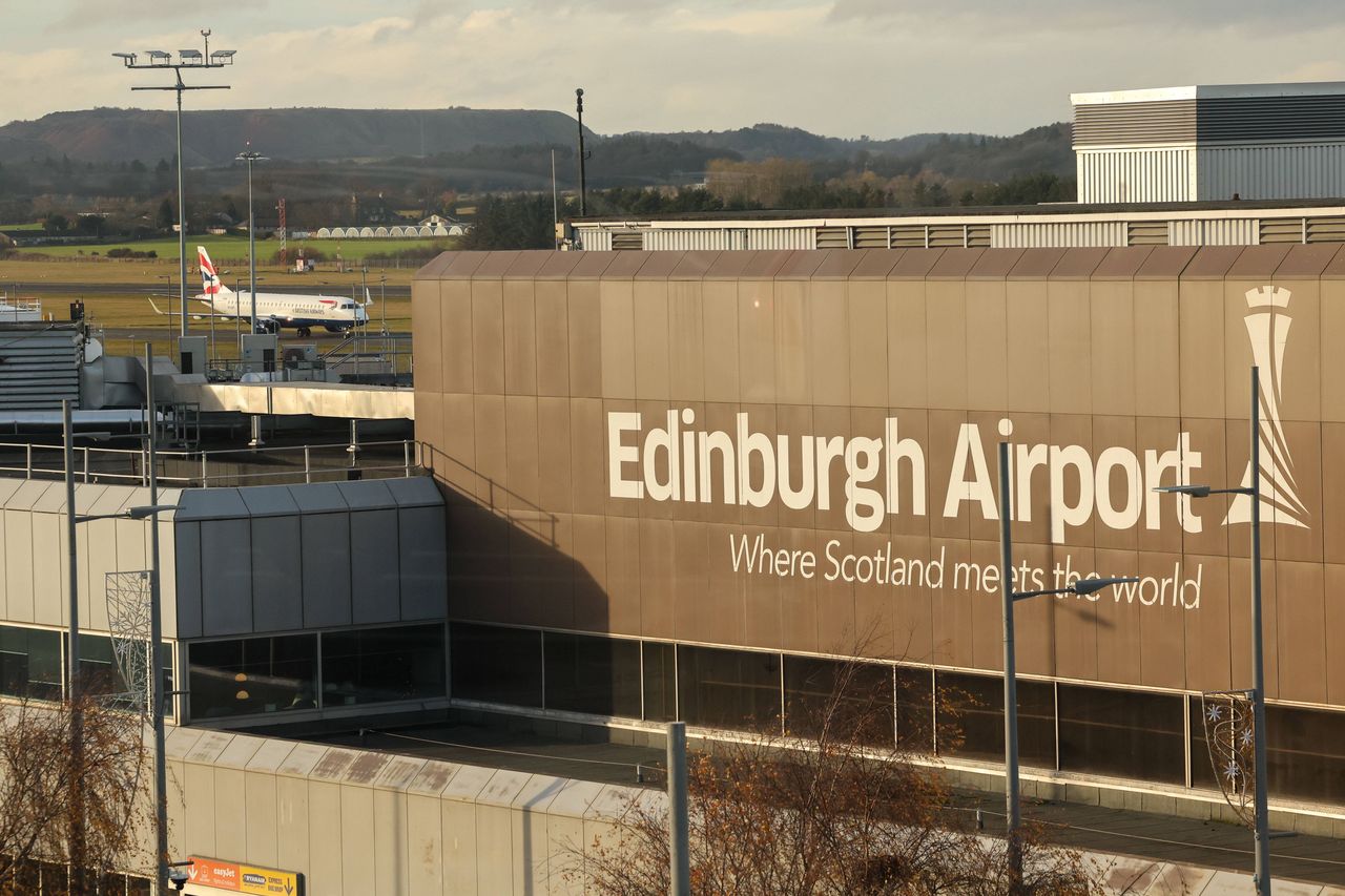 Awaria samolotu. Lotnisko w Szkocji zawiesza loty