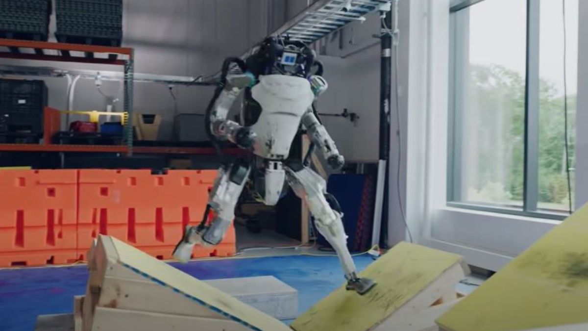 Te roboty są niesamowite. Pokonują tor przeszkód i robią salta [WIDEO] 1