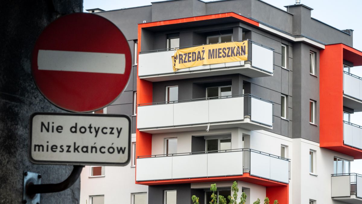 osiedle Nowoczesny Fordon
Tytus �mijewski
Nowoczesny Fordon, inwestycja, mieszkaniowe osiedle budynk�w wielorodzinnych, budynek wielorodzinny, budynki, deweloper, Skorbud, ulica Fordo�ska, mieszkanie, mieszkania, sprzeda� mieszka�, boom mieszkaniowy, ilustracja, ilustracje, deweloperzy mieszkaniowi, podatek mieszkaniowy, danina, budowa, budownictwo mieszkaniowe, blok, bloki mieszkalne, kryzys mieszkaniowy, ceny mieszka�, problemy mieszkaniowe, kredyt mieszkaniowy, wakacje kredytowe, kredyt hipoteczny