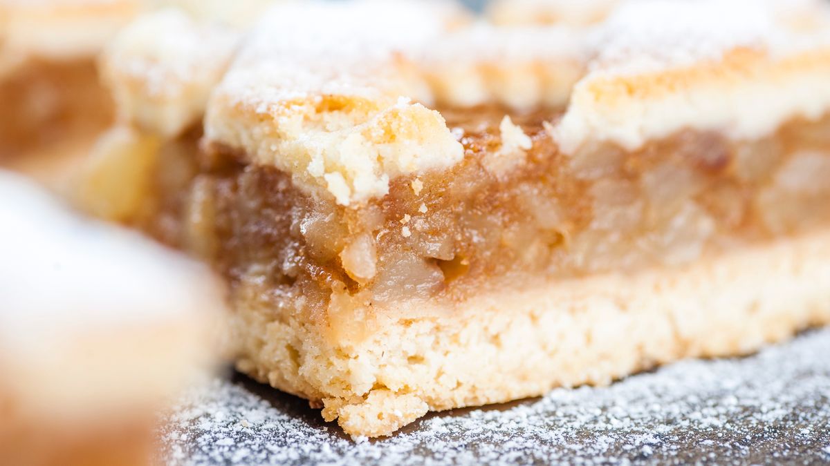 Jak zagęścić jabłka do szarlotki?