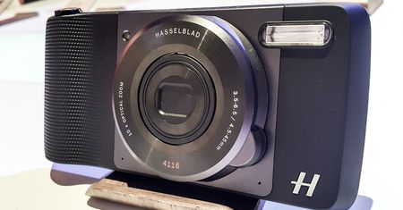 Mobilny Hasselblad z 10x zoomem - czyli True Zoom Moto Mod dla Moto Z