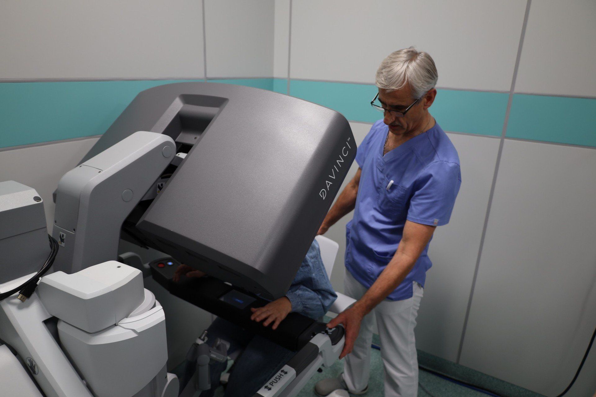 Nowoczesny robot da Vinci trafił do szpitala w Wejherowie. Pomoże w operacjach onkologicznych
