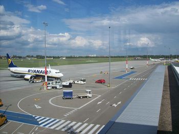 Poznań: Loty do 2 godzin z lotniska Ławica. Sprawdź dokąd polecisz