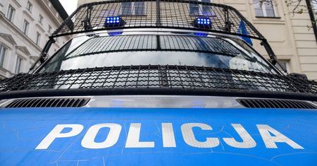 Oszustwo na pracownika banku – ostrowczanin stracił blisko 49 000 złotych