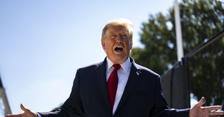 Przełom w rozmowach z Kanadą? Trump wstrzymał cła