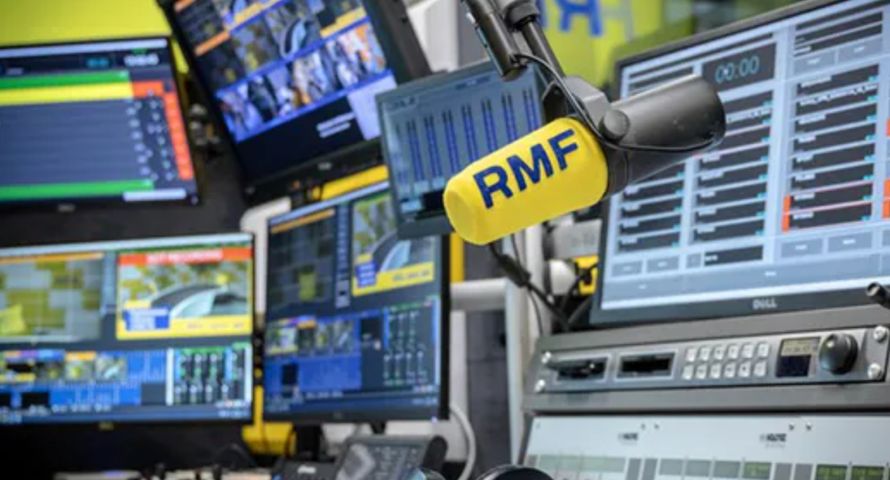 RMF FM powiększa przewagę. Najwięcej straciły regionalne stacje Polskiego Radia