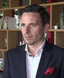 60 proc. studentów dorabia po zajęciach. Większość pracuje na umowę-zlecenia