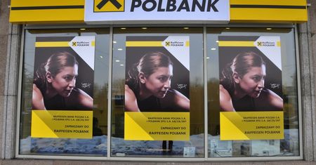 KNF naciska na Raiffeisen. Powinien wejść na giełdę do połowy przyszłego roku