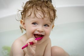 Jak uczyć dziecko regularnego dbania o higienę?