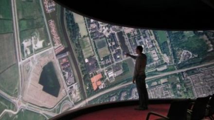 Największy ekran dotykowy na świecie [wideo] 1