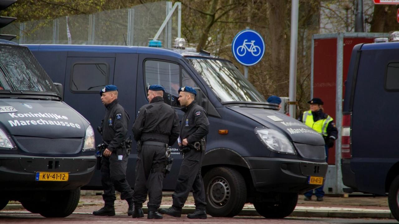 Netherlands tightens borders: New controls amid migration concerns