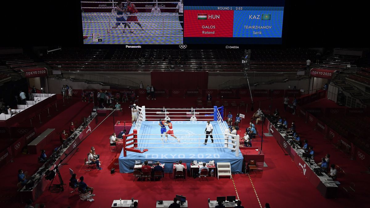 Zdjęcie okładkowe artykułu: PAP/EPA /  / Na zdjęciu: boks podczas IO w Tokio
