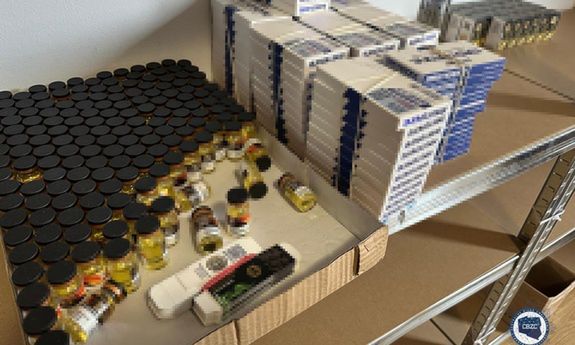 Rozbita siatka handlarzy podrobionych leków – 10 osób zatrzymanych
