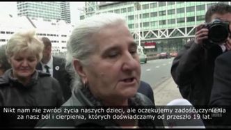 Wdowy ze Srebrenicy pozywają holenderski rząd.