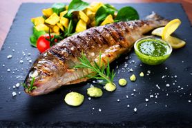 Pstrąg z grilla – przepis i przygotowanie, wartości odżywcze i kalorie
