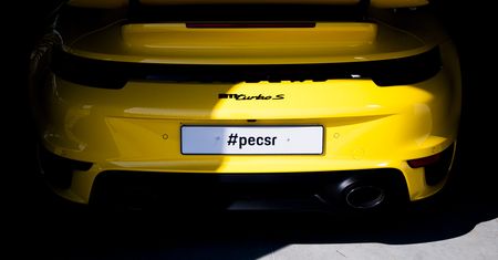 Porsche zapowiada hybrydowe 911 Turbo. Debiut to kwestia miesięcy