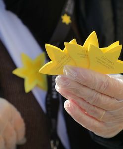 Zawyły syreny alarmowe, by uczcić pamięć bohaterów powstania w getcie warszawskim