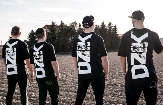 Z siłowni na "salony". Jak społeczność zbudowała markę wartą miliony