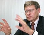 Balcerowicz: Podwyżka stóp lekiem na inflację