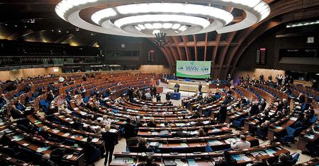 PiS obniża pensje władzom samorządów. Poskarżą się Radzie Europy