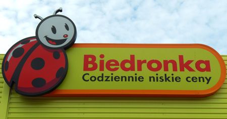 W poniedziałek się zacznie. Biedronka rozda pieniądze!