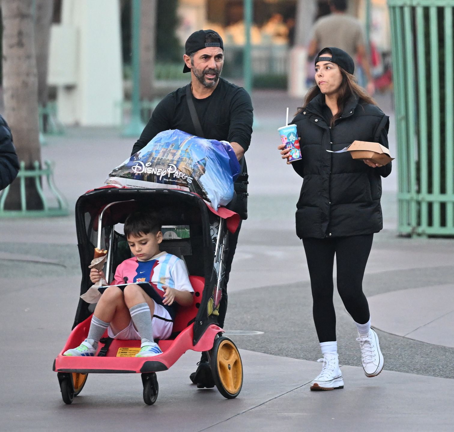Eva Longoria przyłapana w Disneylandzie