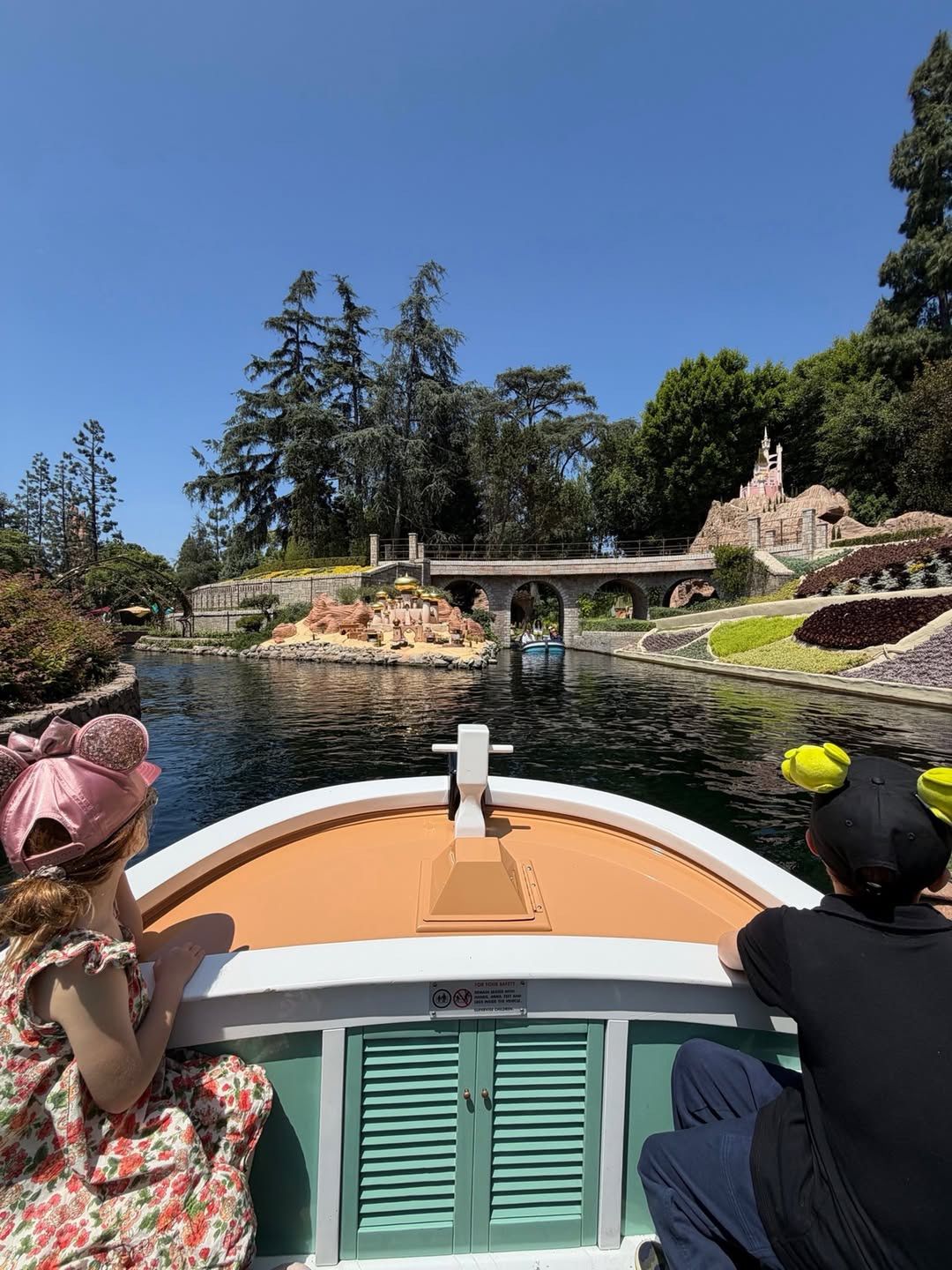 Meghan Markle relacjonuje rodzinny czas w Disneylandzie