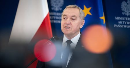 Kowalczyk o eksporcie zboża z Ukrainy. "Wiele produktów pozostaje w krajach przygranicznych"