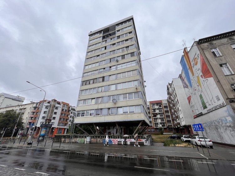 Trzonolinowiec we Wrocławiu jest w fatalnym stanie