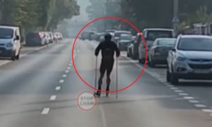Szok. Wyjechał tym na ulicę. "Naród coraz bardziej tępy"