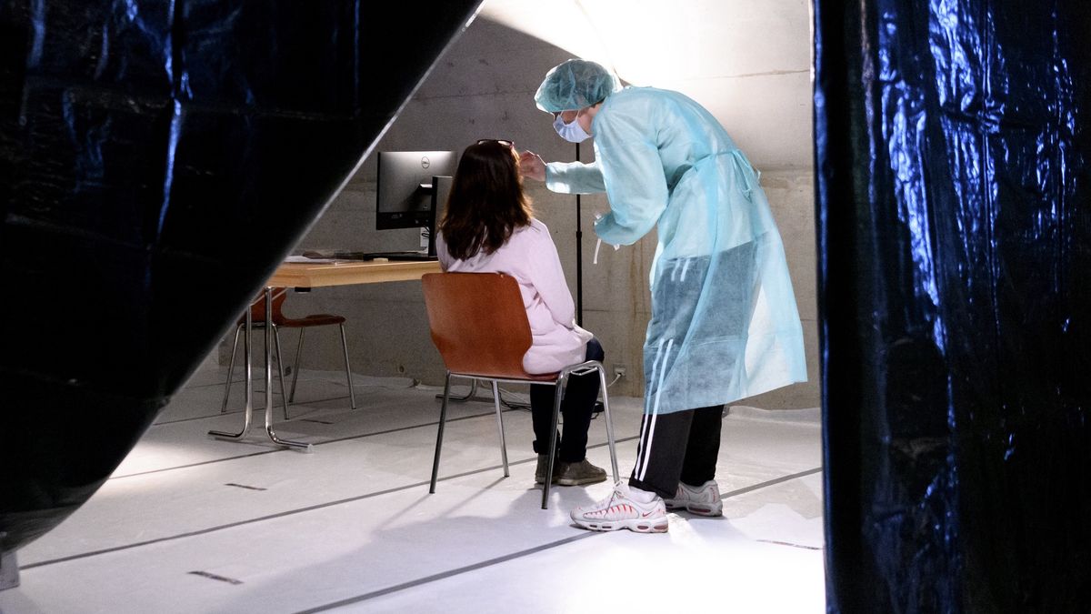 Laboratoria w Polsce pracują na pełnych obrotach, więc zdarzają się opóźnienia. Na to skarżą się pracodawcy