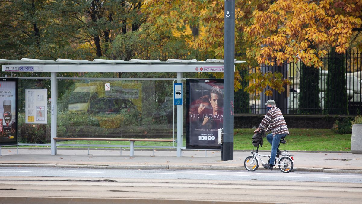 przystanek autobusowy komunikacja miejska rower