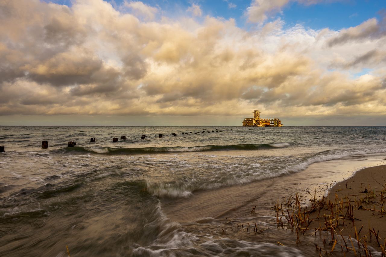 Neutralizacja poniemieckiej torpedy w Gdyni. Zakaz wejścia na plaże
