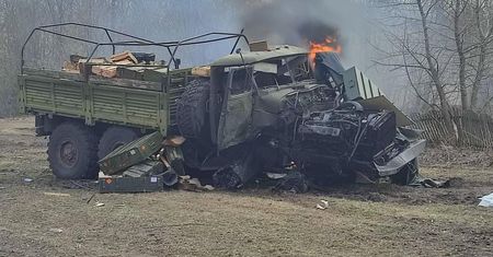 Sztab Ukrainy o kontrataku i rozbiciu kolumny rosyjskich pojazdów. Straty wroga są ogromne