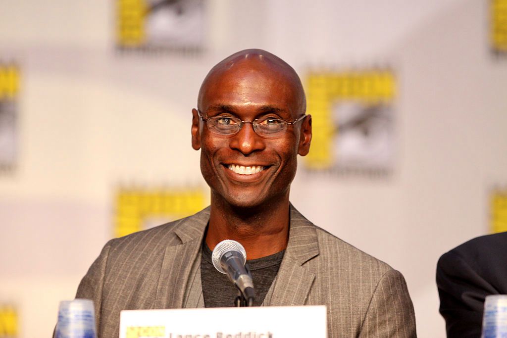 Lance Reddick na panelu serialu Fringe