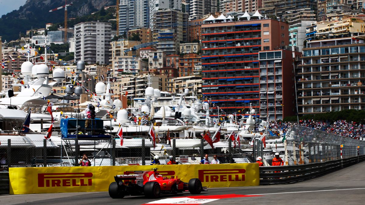 wyścig F1 na torze w Monako